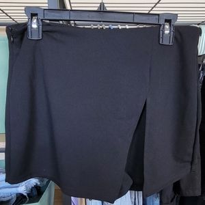 SHEIN EZwear Splid Split Front Skort